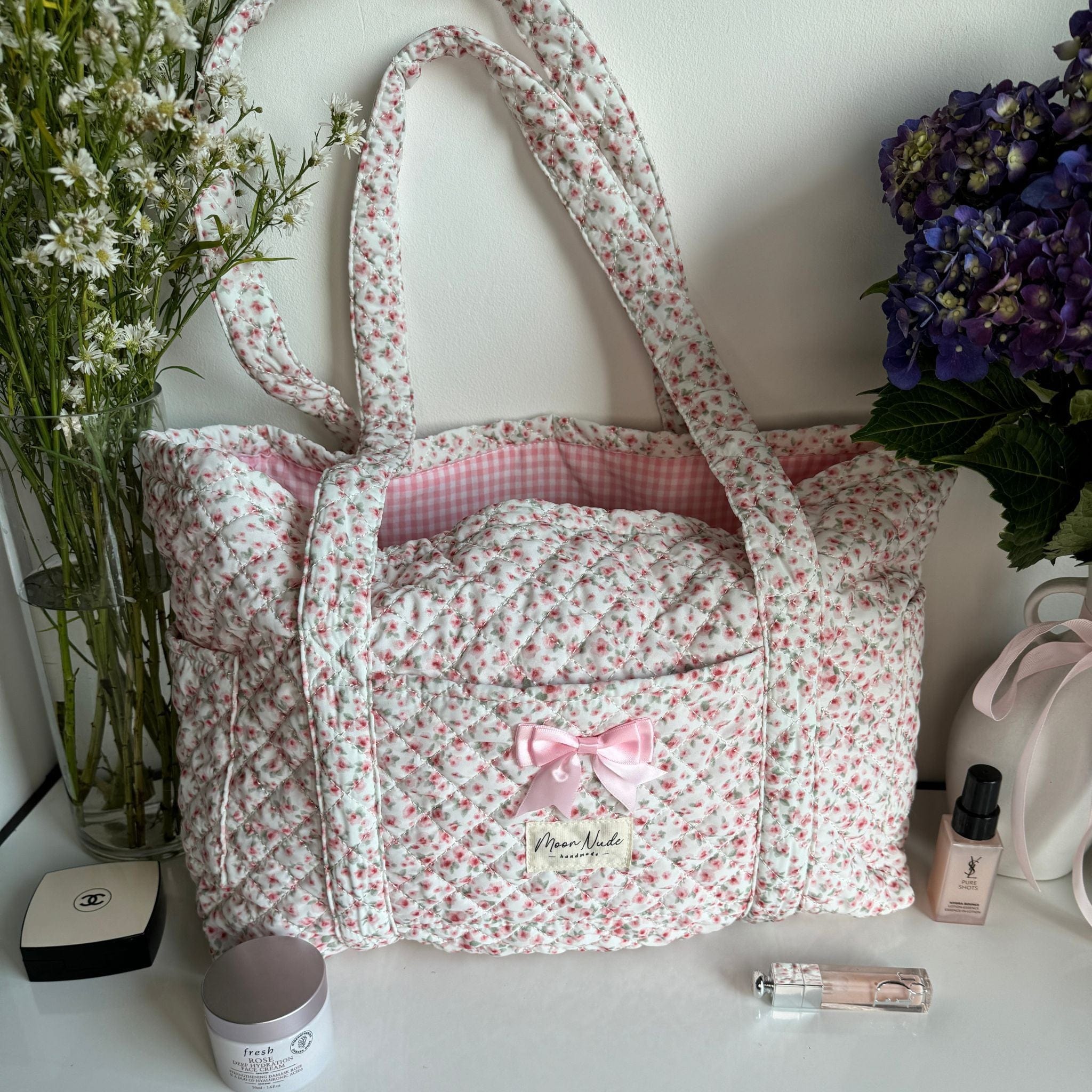 Moon Nude Peony Tote Bag Zipper
